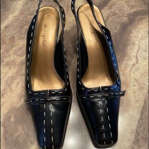 Black shoes